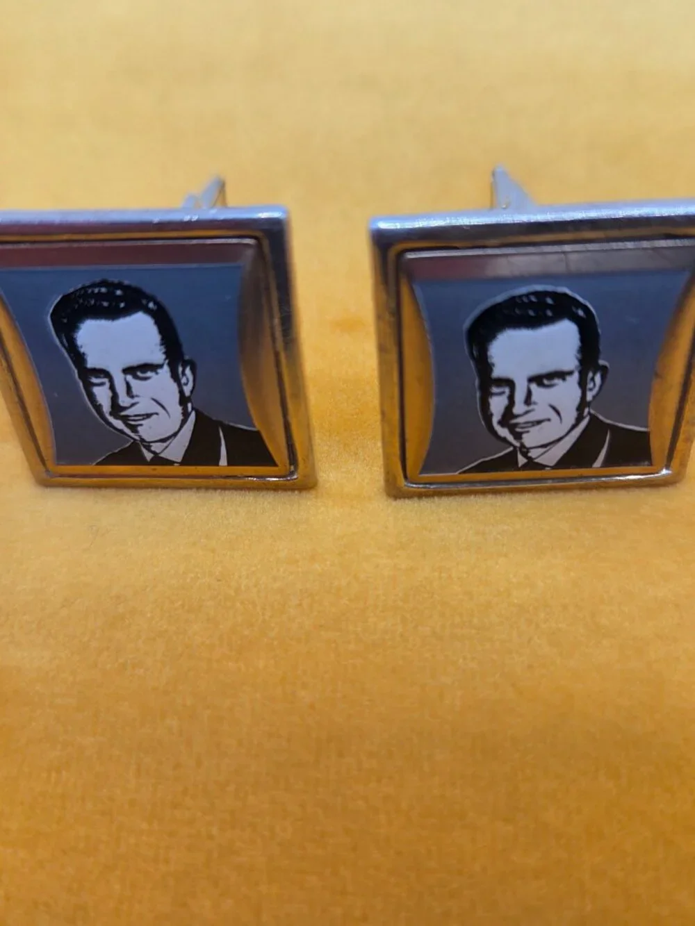 Vintage Richard Nixon Portrait Cufflinks Political Memorabilia